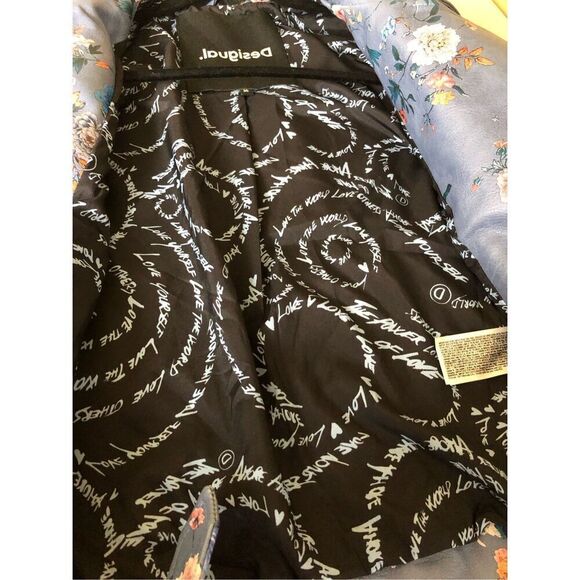 Desigual Women’s Nassau Faux Leather Floral Embroidered Biker Jacket SZ 36 - Picture 16 of 16